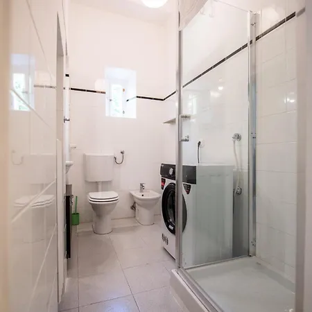 Apartamento Bilocale Elegante In Centro Fonderie 15 Parma
