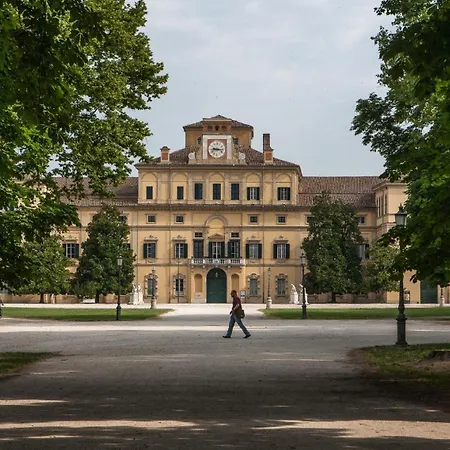 Apartamento Bilocale Elegante In Centro Fonderie 15 Parma